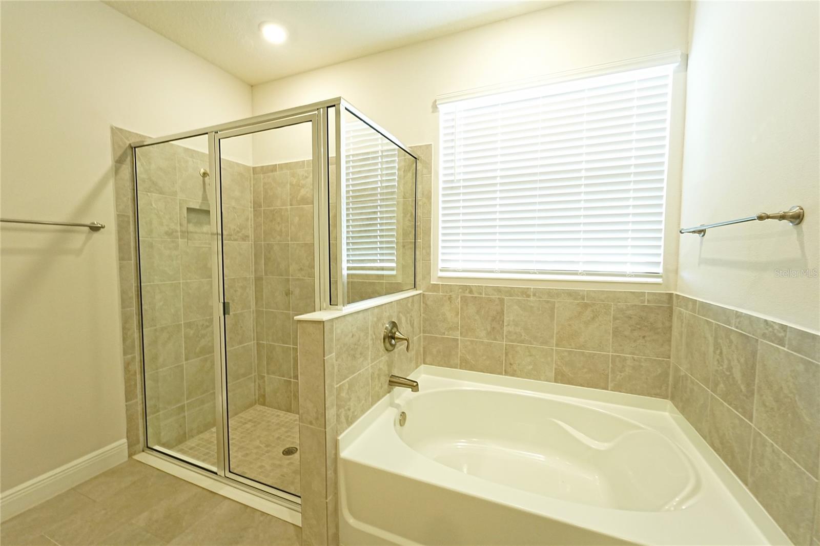 16721 BARNWOOD PL, BRADENTON, FL, 34211