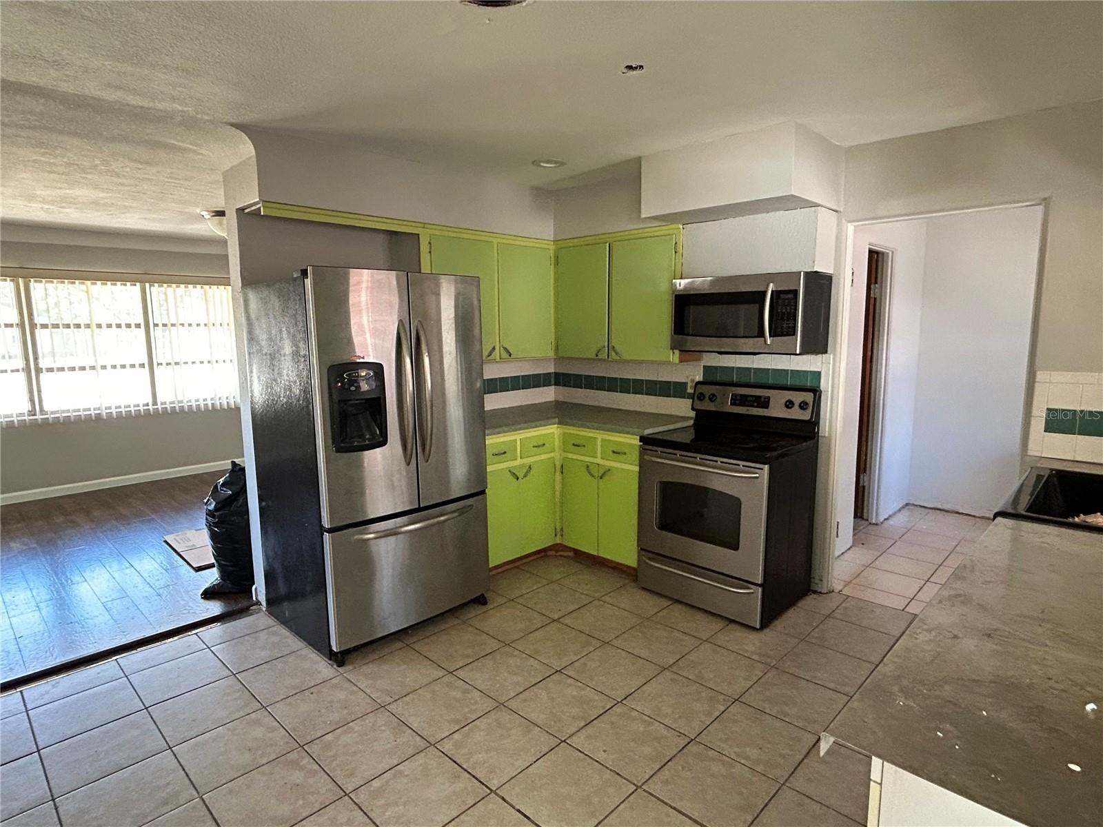 6035 GRAND BLVD, NEW PORT RICHEY, FL, 34652