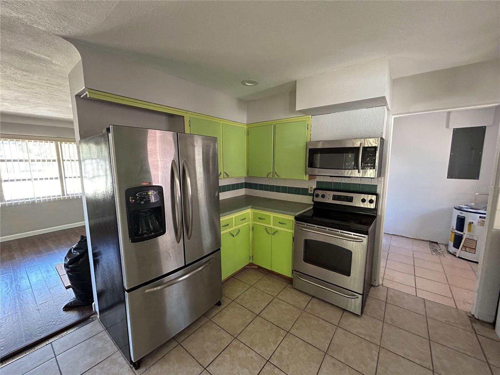6035 GRAND BLVD, NEW PORT RICHEY, FL, 34652