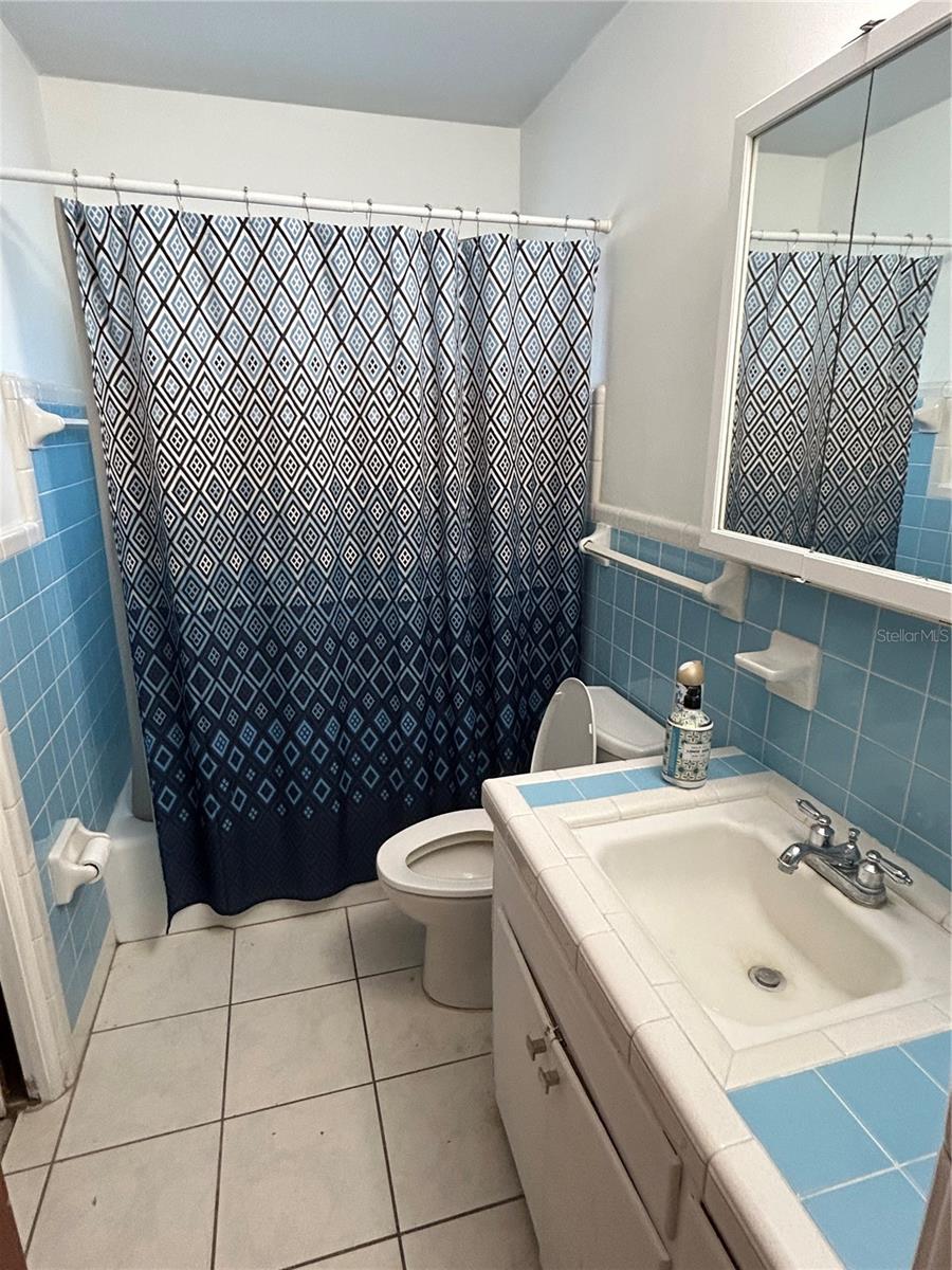 6035 GRAND BLVD, NEW PORT RICHEY, FL, 34652