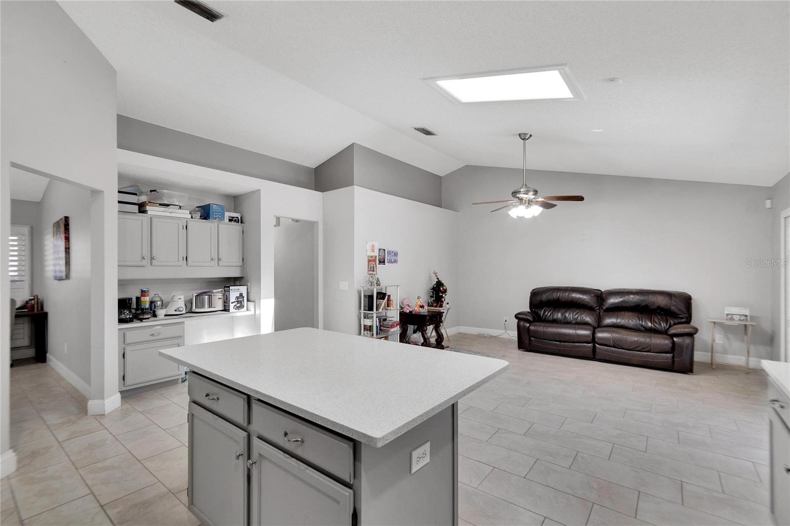 9719 PLEASANT RUN WAY, TAMPA, FL, 33647