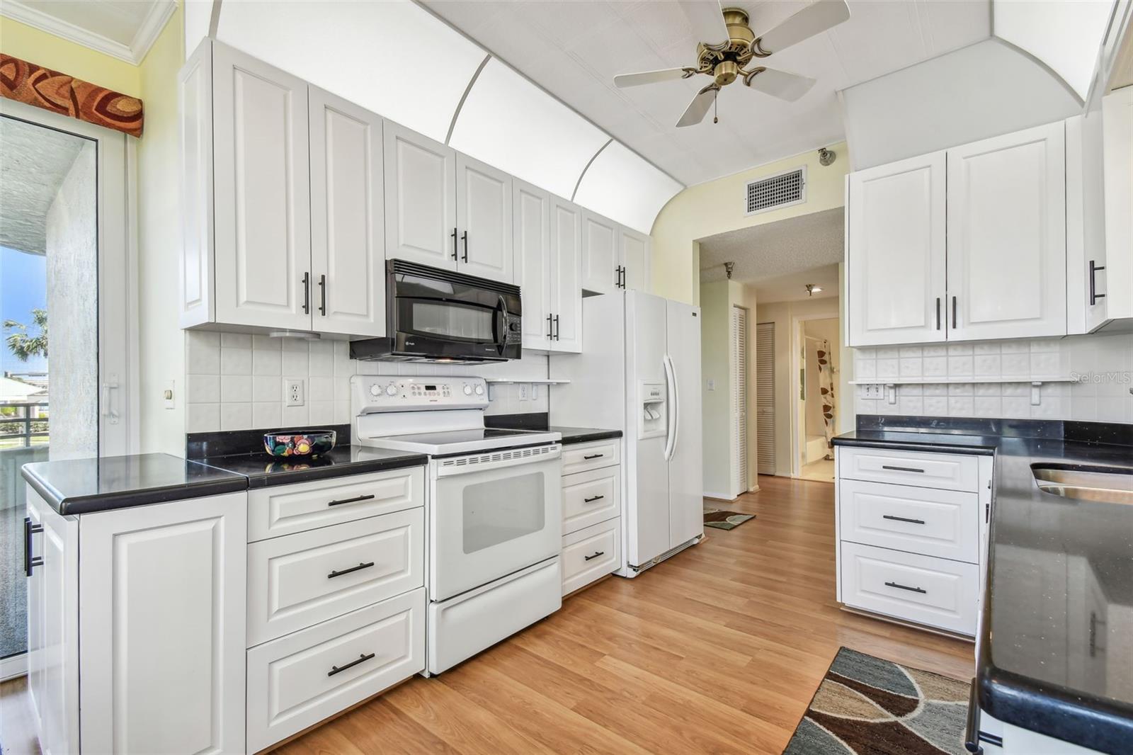 7862 SAILBOAT KEY BLVD S #106, SOUTH PASADENA, FL, 33707