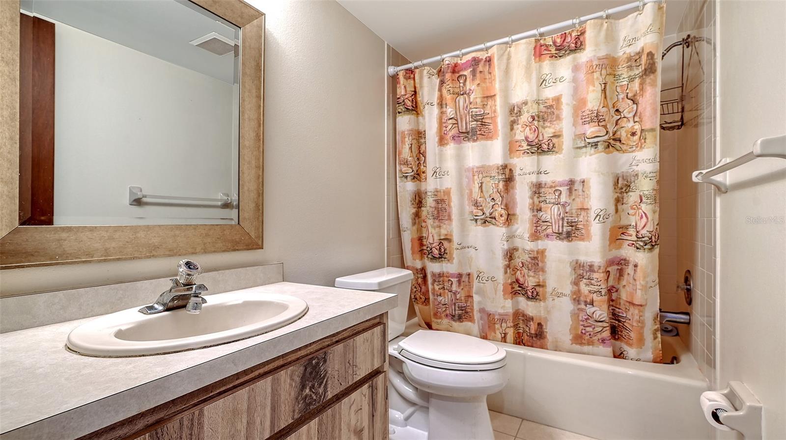 209 RUBENS DR #F, NOKOMIS, FL, 34275