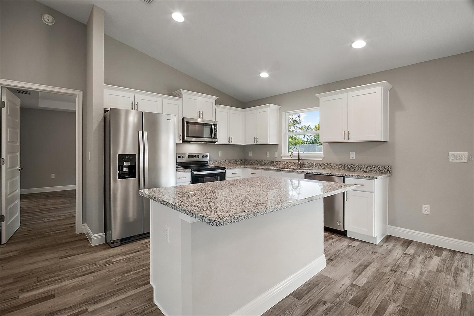 176 PINE CRSE, OCALA, FL, 34472
