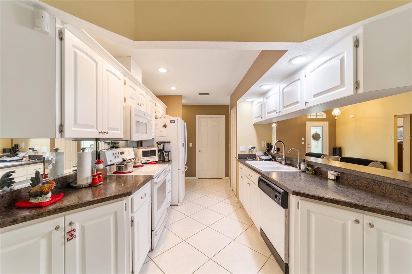 9249 W MARQUETTE LN #14, CRYSTAL RIVER, FL, 34428