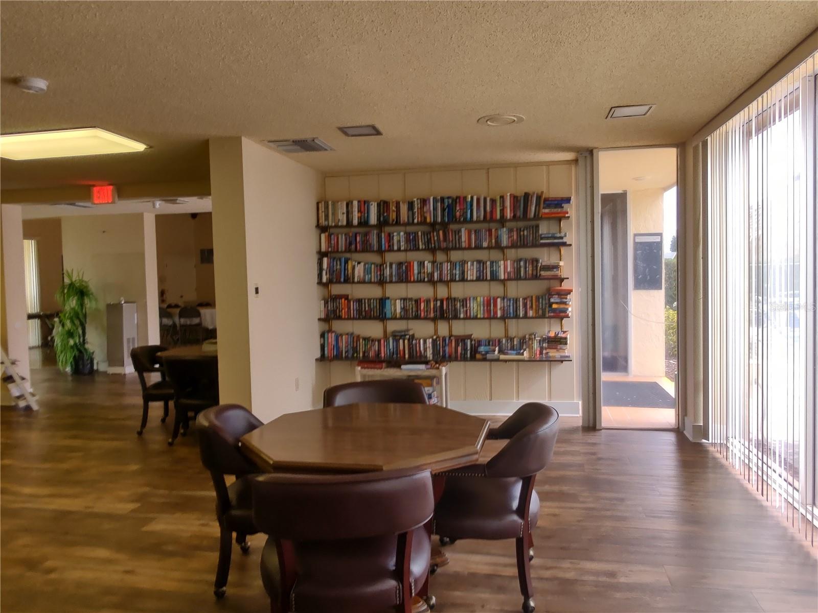 4634 LAKE BLVD, CLEARWATER, FL, 33762