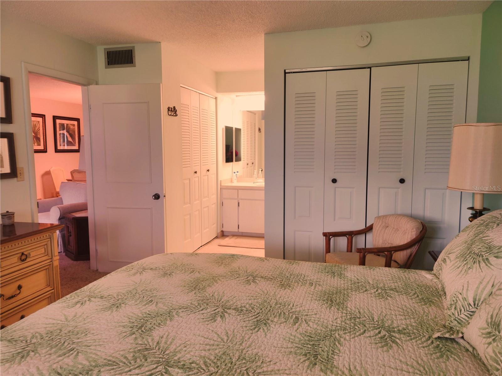 4634 LAKE BLVD, CLEARWATER, FL, 33762