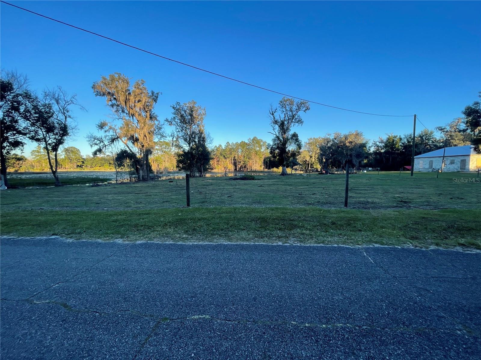 353 VANNOTE RD, PIERSON, FL, 32180