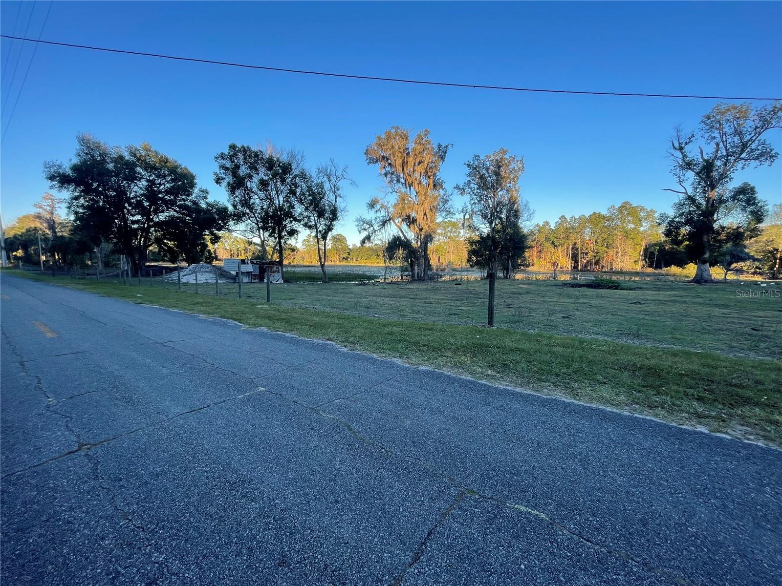 353 VANNOTE RD, PIERSON, FL, 32180