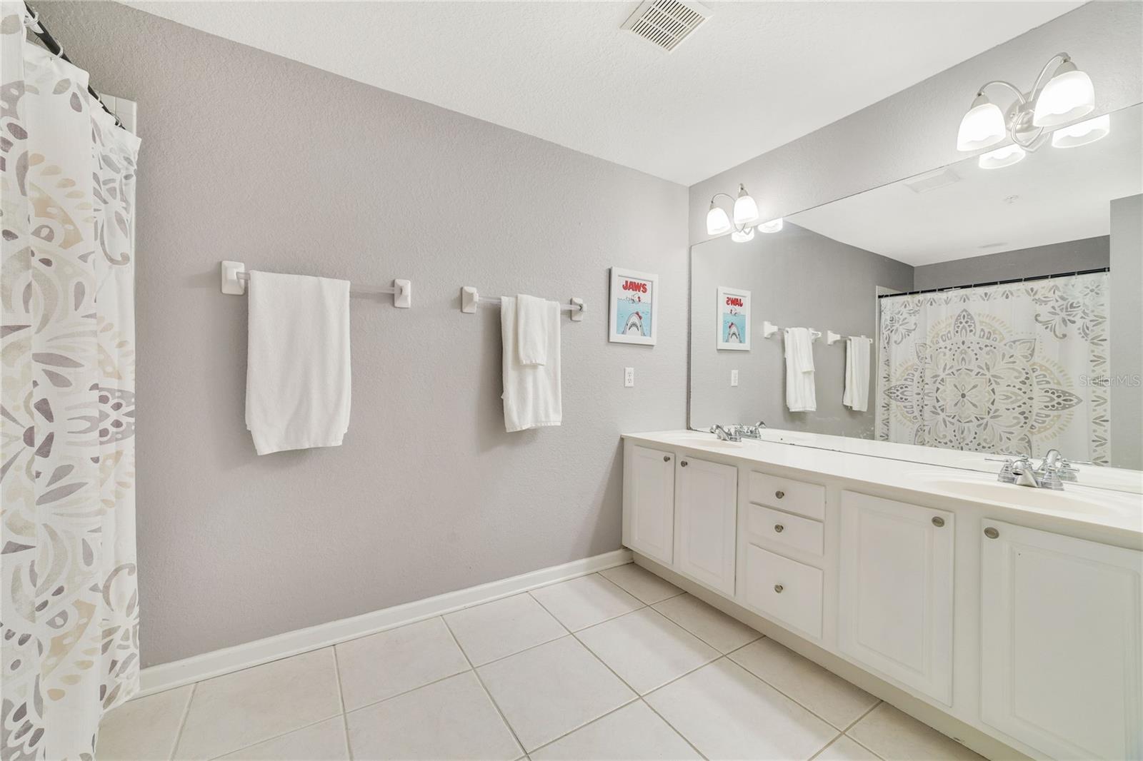 6810 HOCHAD DR, ORLANDO, FL, 32819