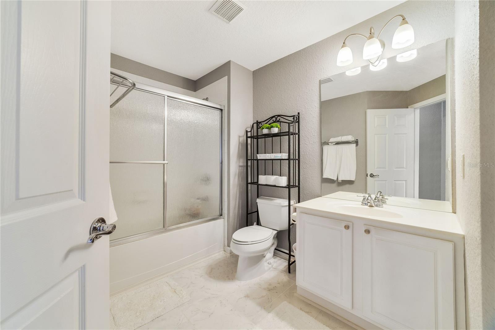 6810 HOCHAD DR, ORLANDO, FL, 32819