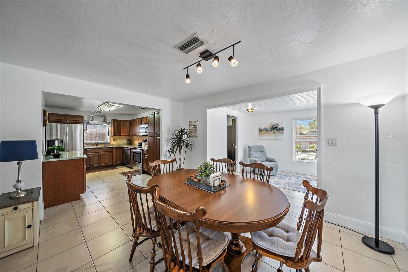 3037 ALTA VISTA ST, SARASOTA, FL, 34237
