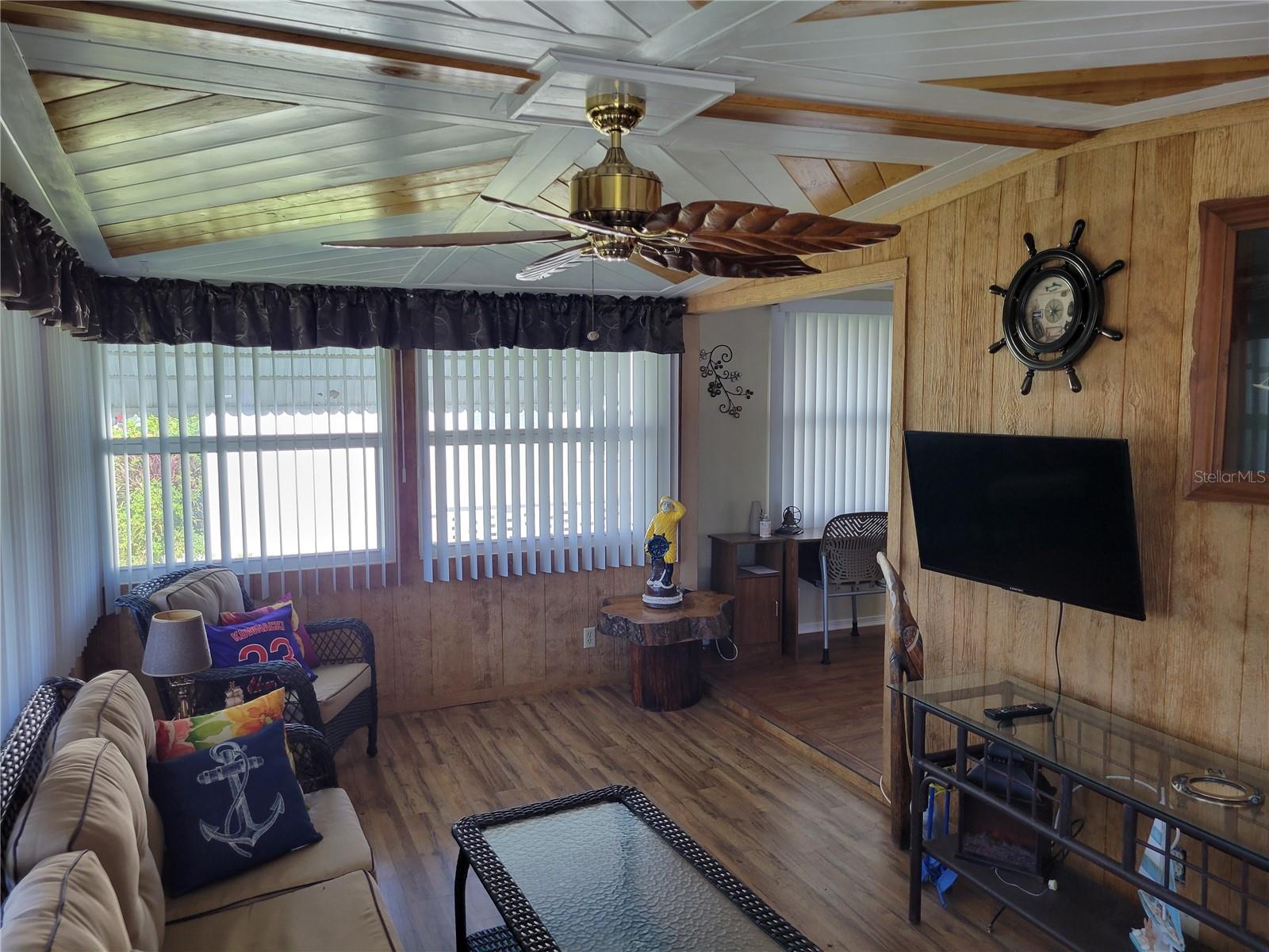 161 BONNIE DR, AUBURNDALE, FL, 33823