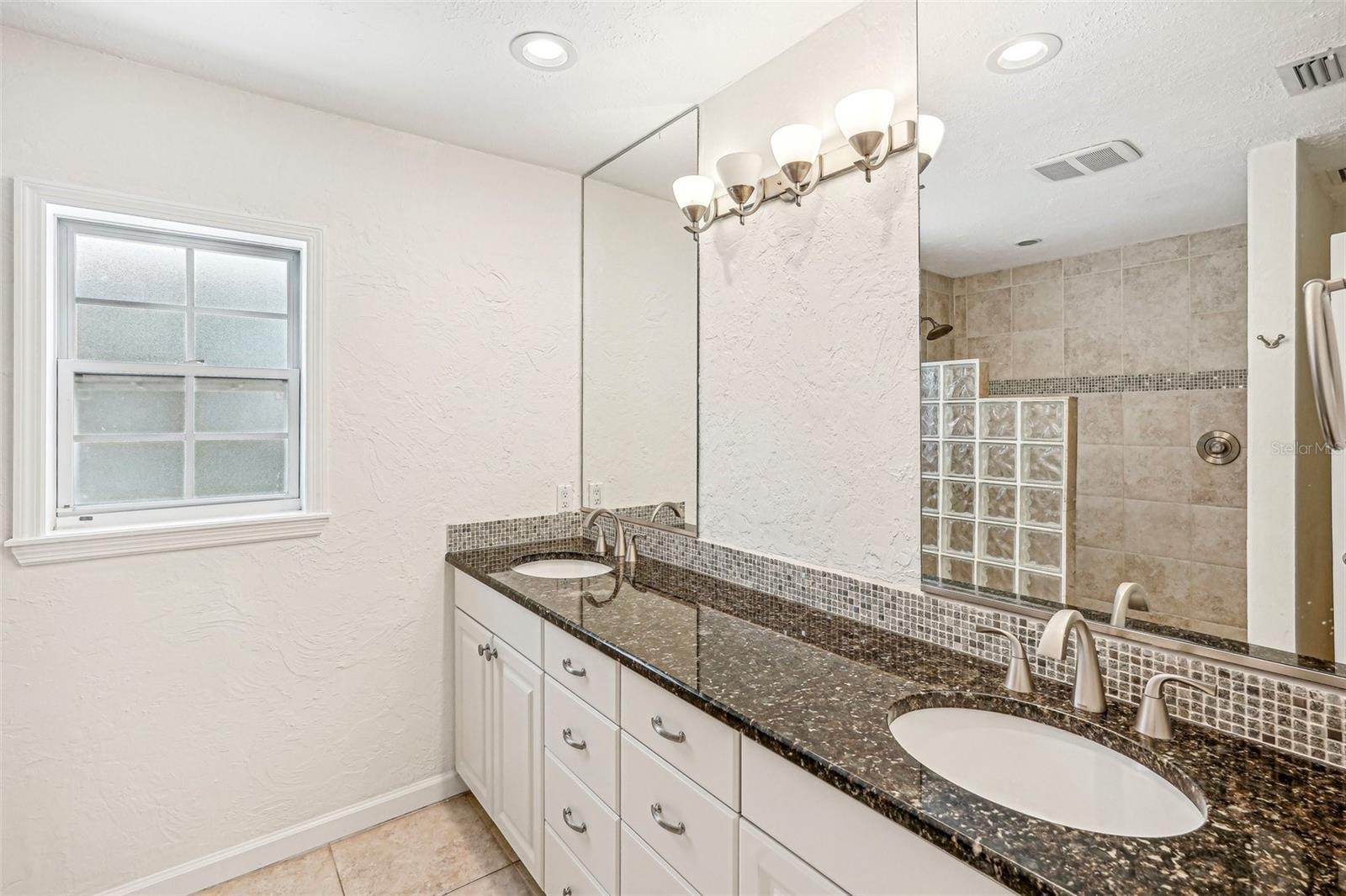 7304 BROUGHTON ST, SARASOTA, FL, 34243