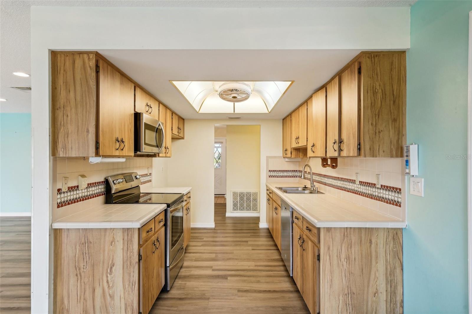 1508 INGRAM DR #20, SUN CITY CENTER, FL, 33573