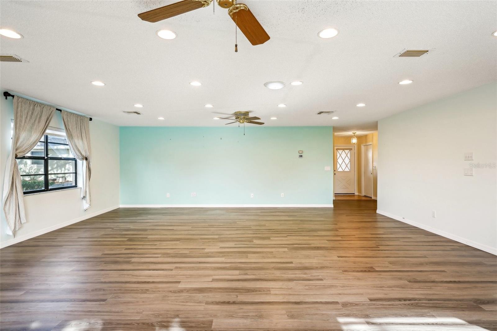 1508 INGRAM DR #20, SUN CITY CENTER, FL, 33573