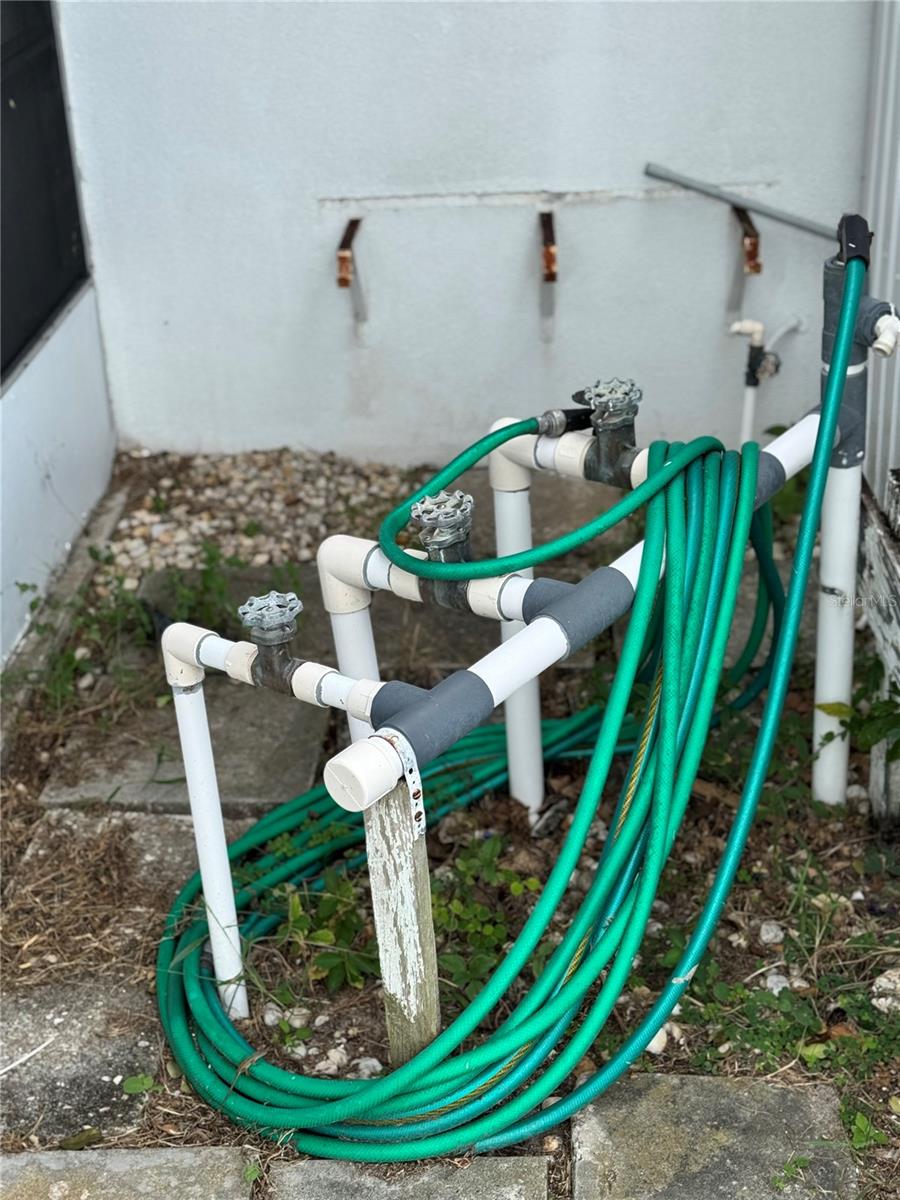 2179 LAKESHORE CIR, PORT CHARLOTTE, FL, 33952