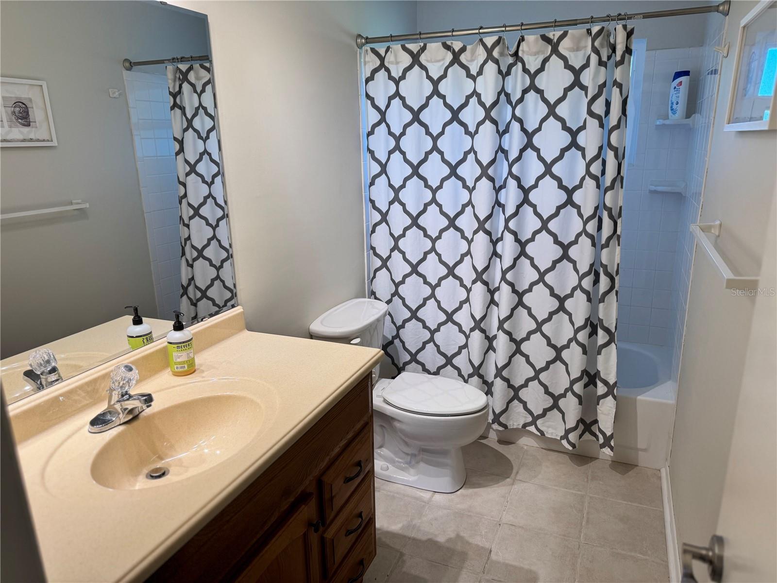 2179 LAKESHORE CIR, PORT CHARLOTTE, FL, 33952