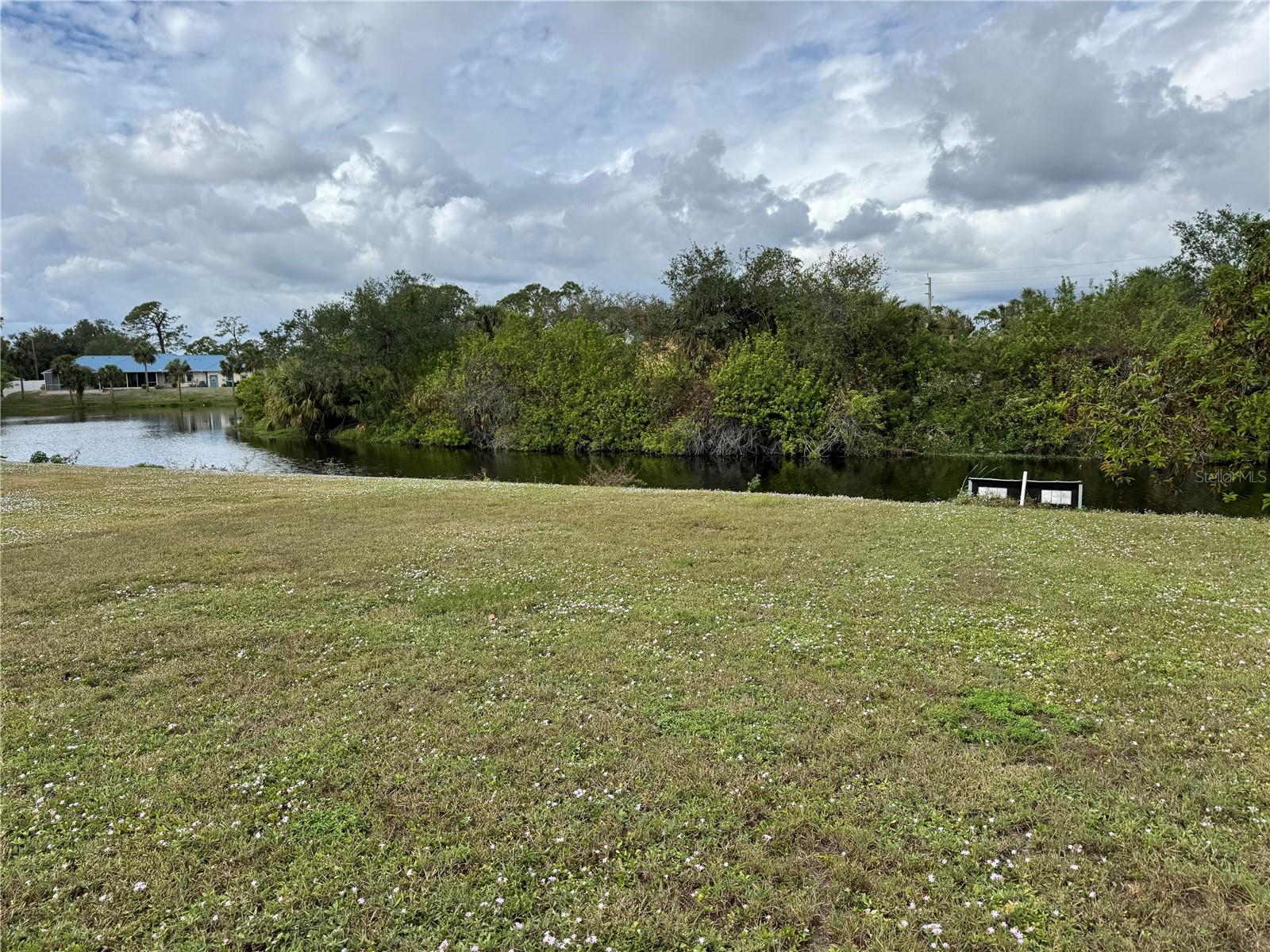 2179 LAKESHORE CIR, PORT CHARLOTTE, FL, 33952