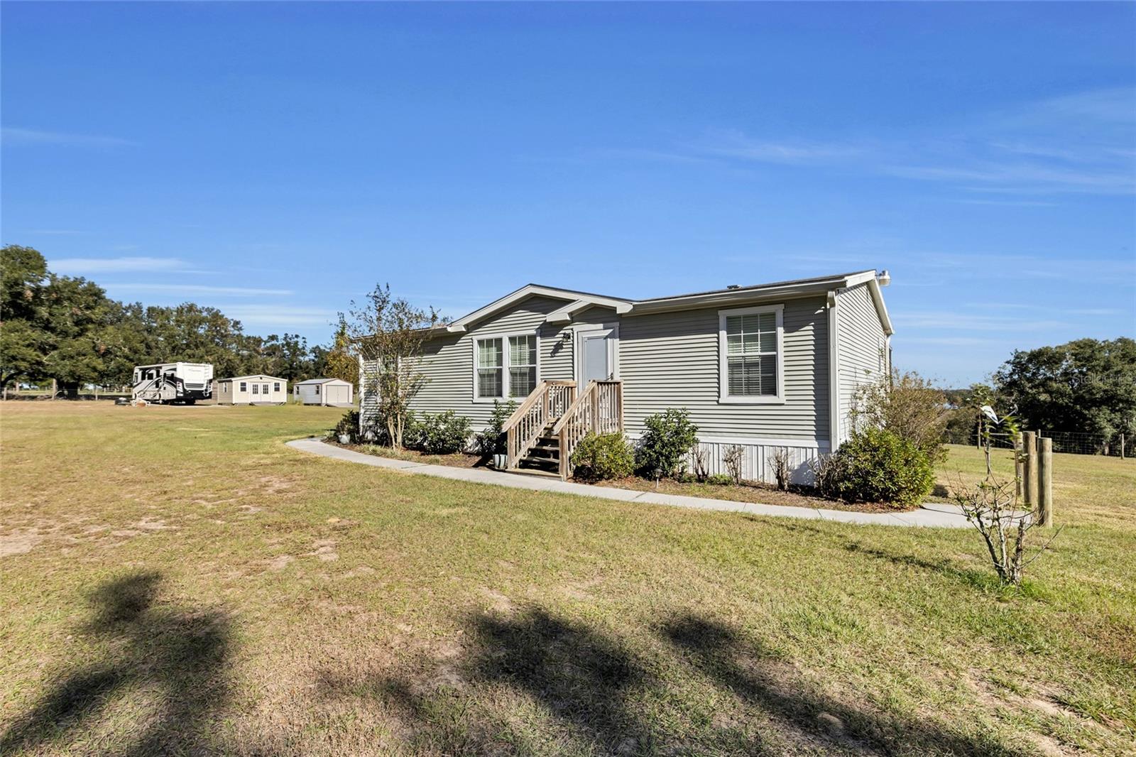 17355 SE 260TH AVENUE RD, UMATILLA, FL, 32784