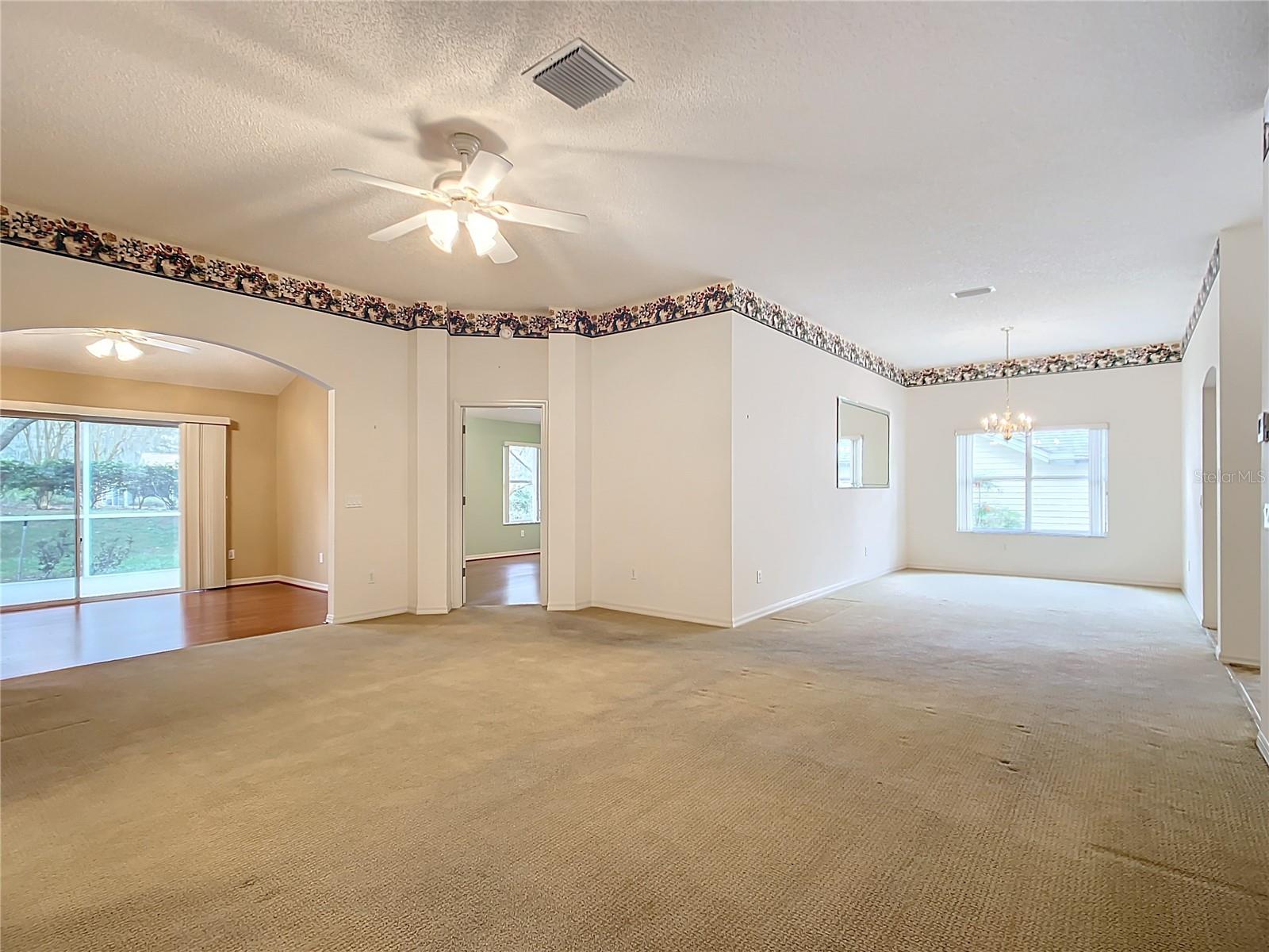 108 COSTA MESA DR, LADY LAKE, FL, 32159