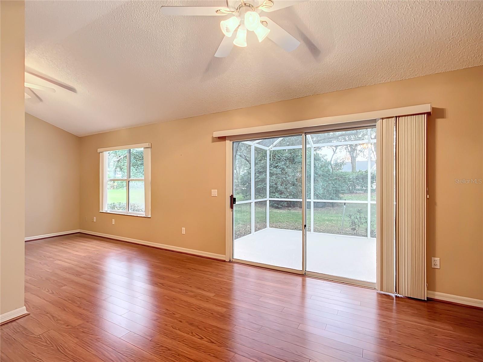 108 COSTA MESA DR, LADY LAKE, FL, 32159