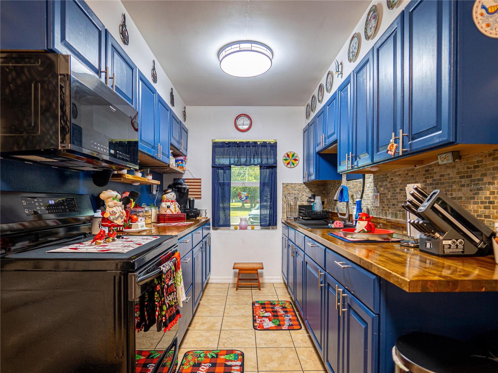 6033 DAHLIA DR, ORLANDO, FL, 32807