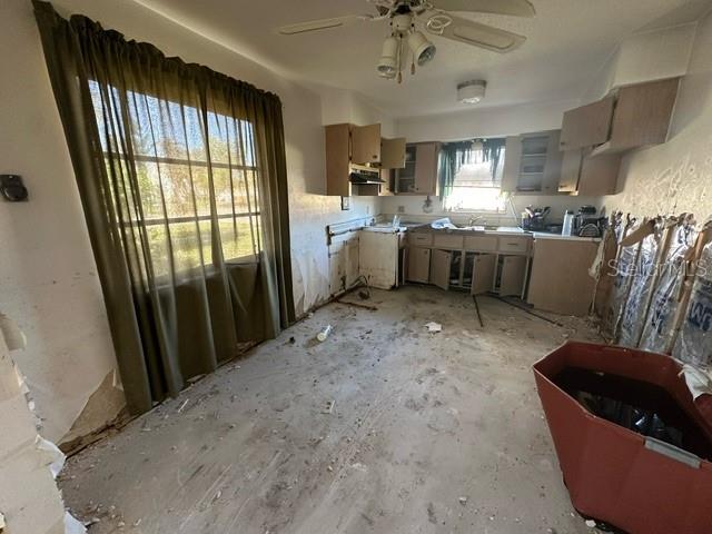 201 MCGREGOR ST, PUNTA GORDA, FL, 33950