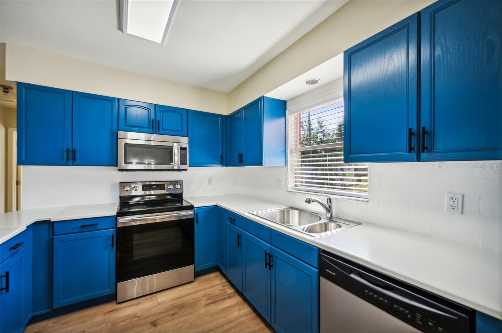 2101 25TH AVE W, BRADENTON, FL, 34205