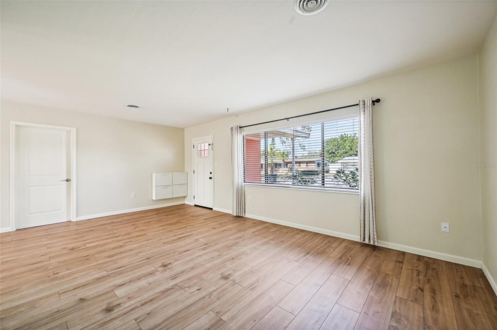 2101 25TH AVE W, BRADENTON, FL, 34205