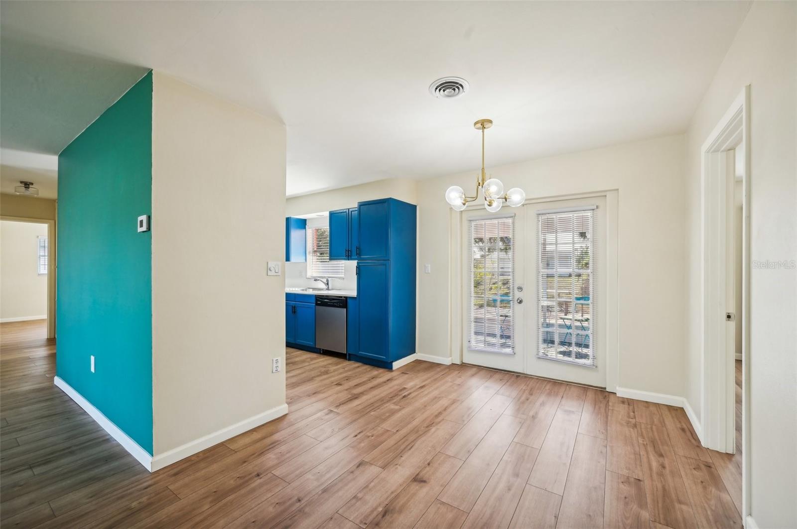 2101 25TH AVE W, BRADENTON, FL, 34205
