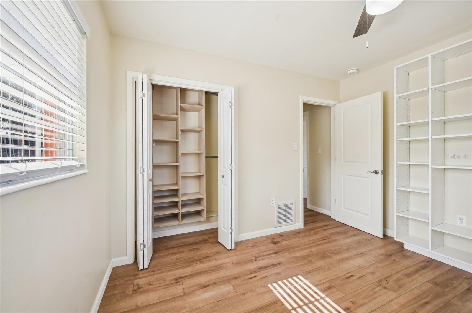 2101 25TH AVE W, BRADENTON, FL, 34205