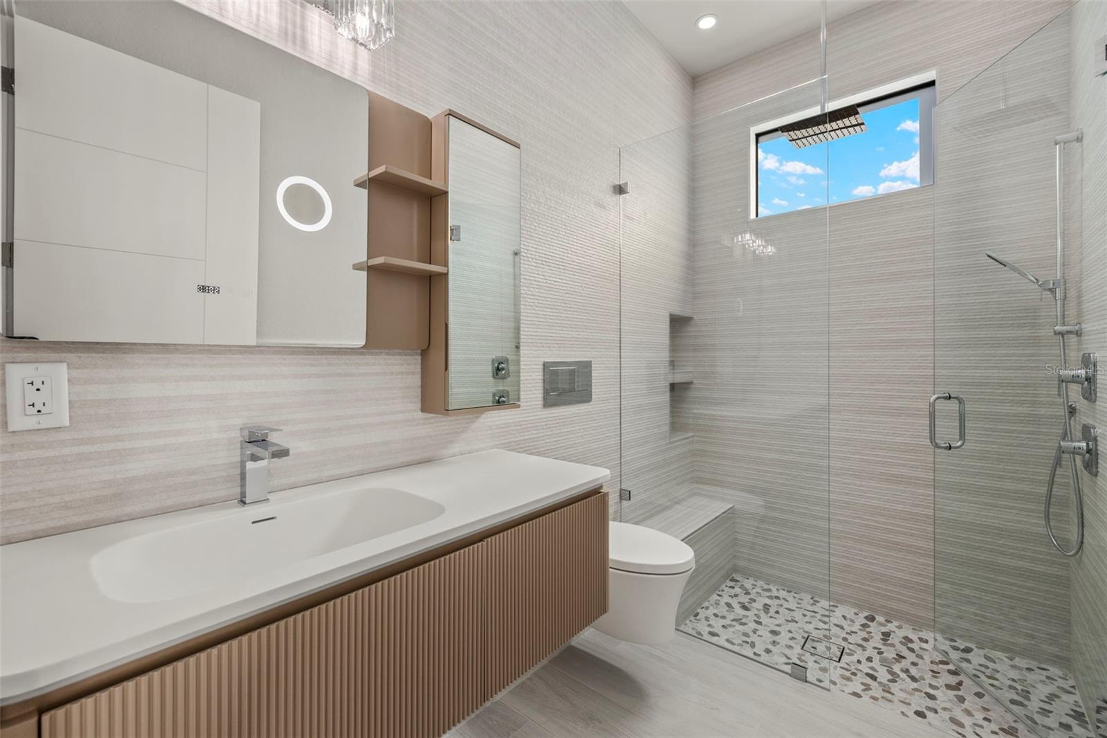 301 NW 39TH AVE, CAPE CORAL, FL, 33993