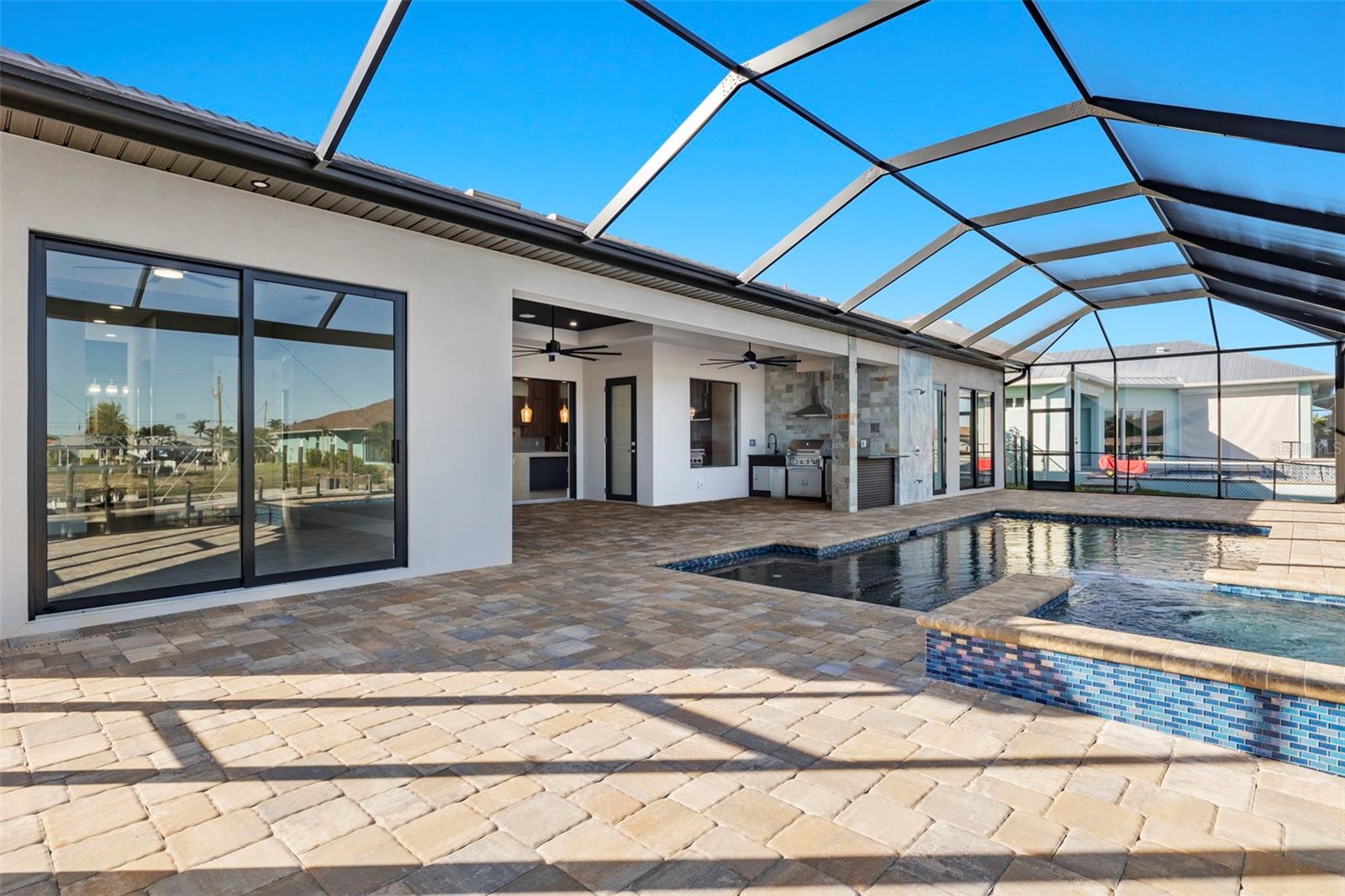 301 NW 39TH AVE, CAPE CORAL, FL, 33993