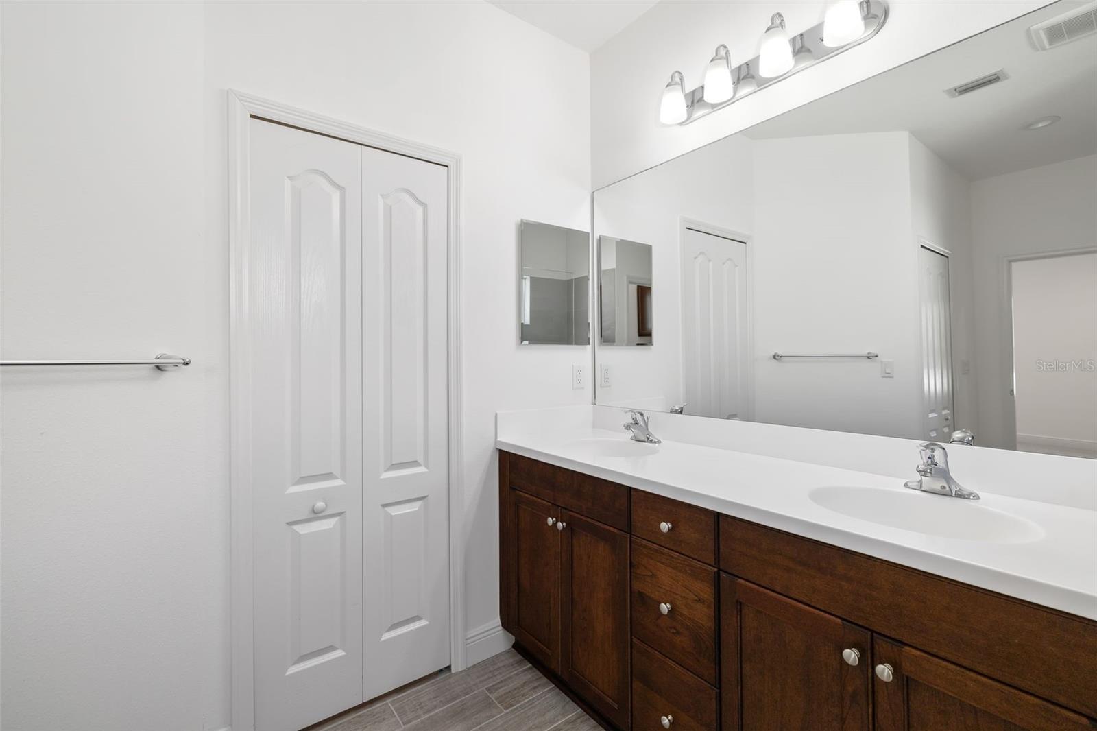 3632 SHIMMERING OAKS DR, PARRISH, FL, 34219