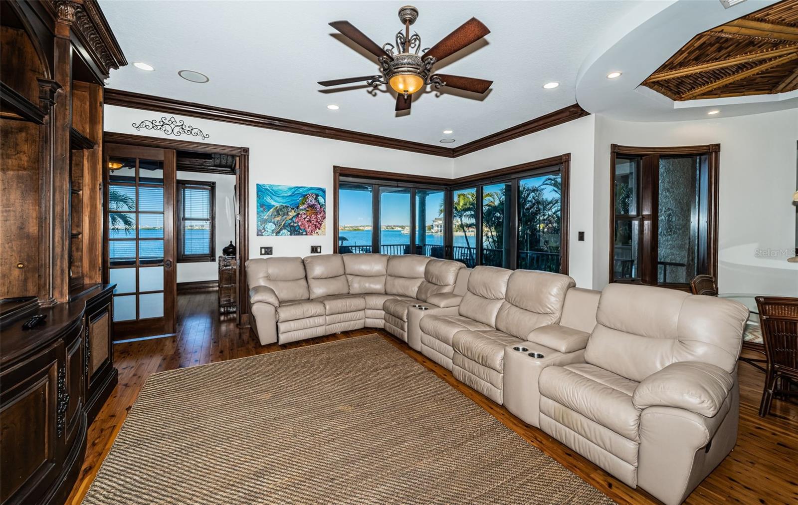 308 HARBOR DR, INDIAN ROCKS BEACH, FL, 33785