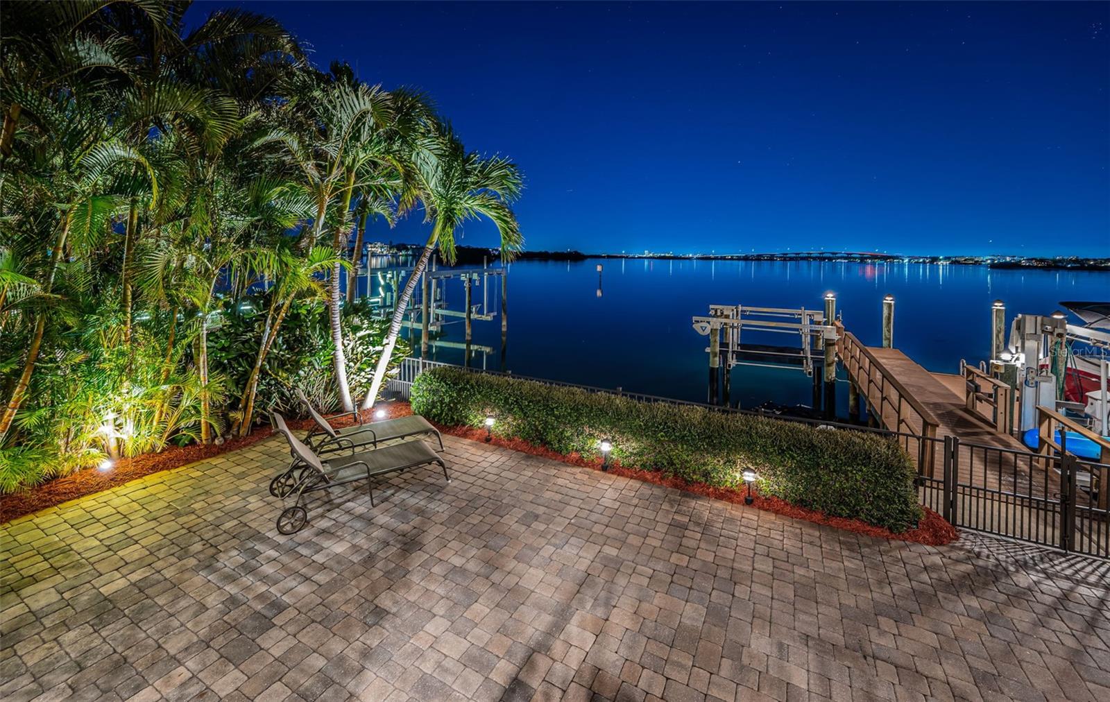 308 HARBOR DR, INDIAN ROCKS BEACH, FL, 33785