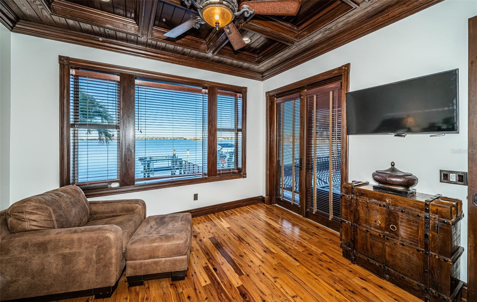 308 HARBOR DR, INDIAN ROCKS BEACH, FL, 33785