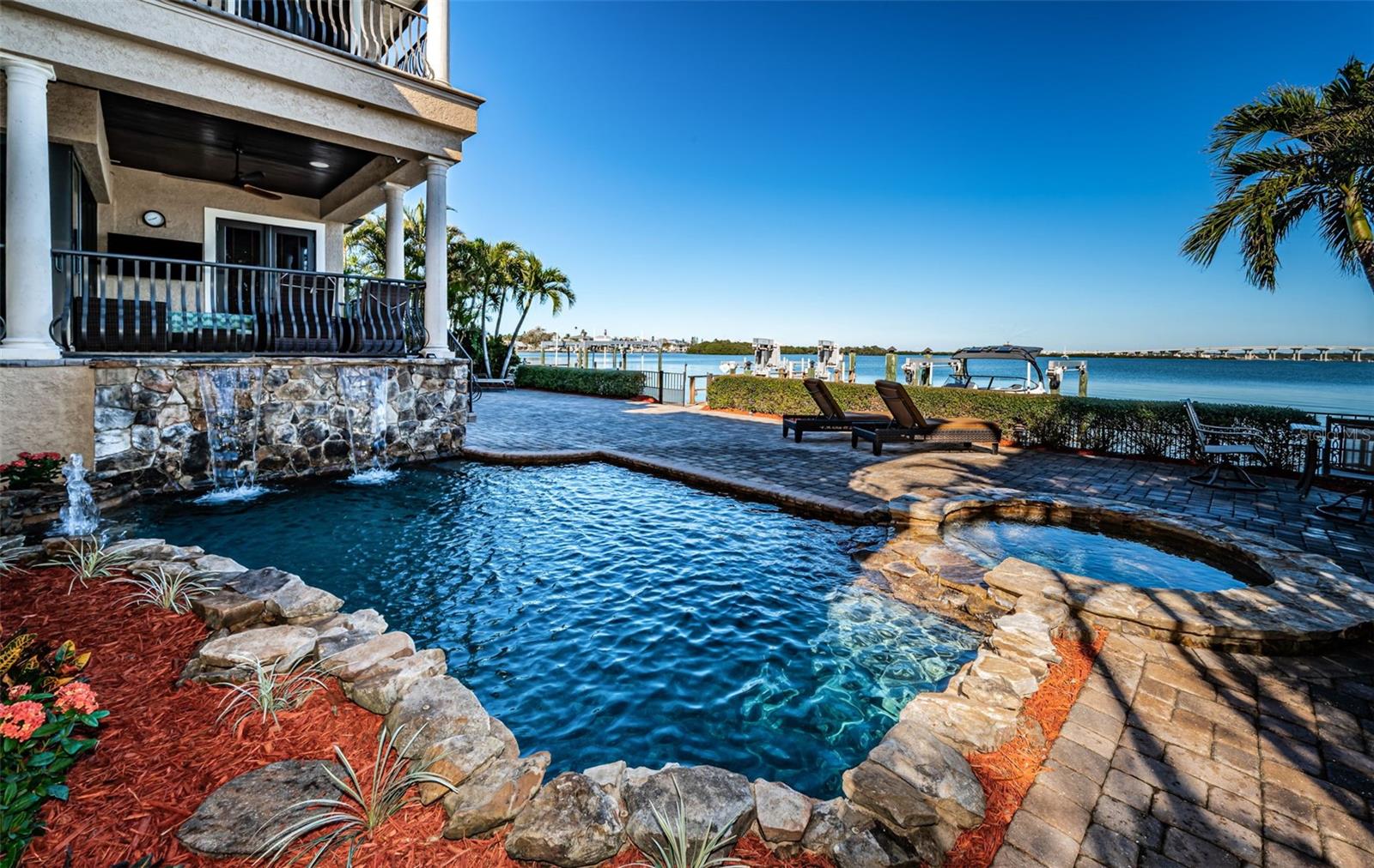 308 HARBOR DR, INDIAN ROCKS BEACH, FL, 33785