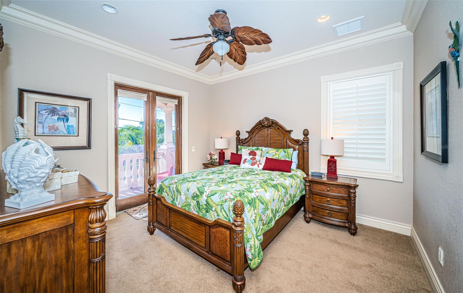 308 HARBOR DR, INDIAN ROCKS BEACH, FL, 33785