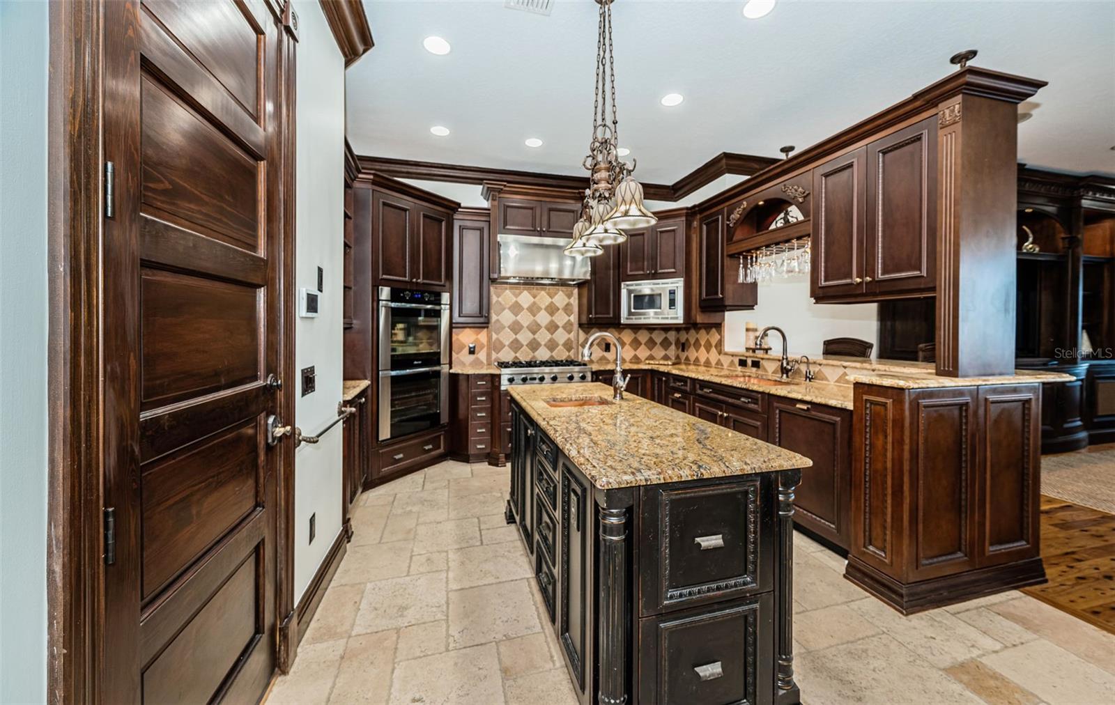 308 HARBOR DR, INDIAN ROCKS BEACH, FL, 33785