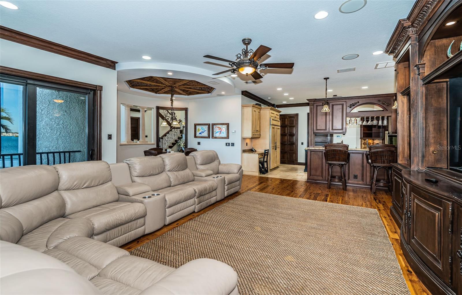 308 HARBOR DR, INDIAN ROCKS BEACH, FL, 33785
