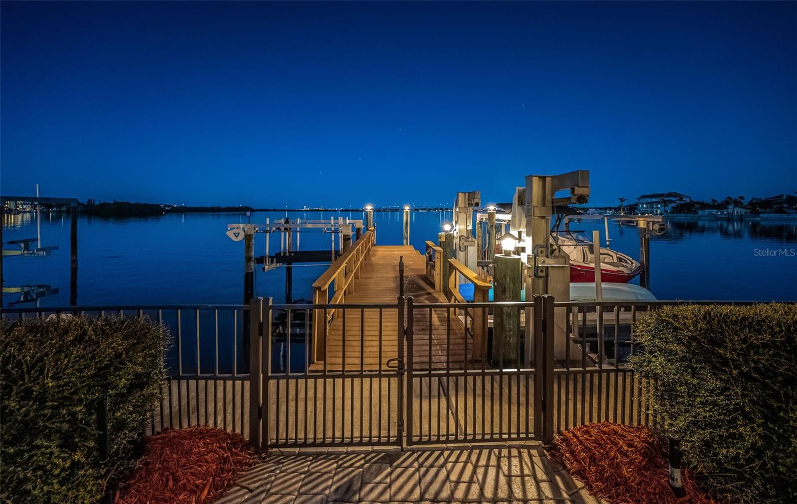 308 HARBOR DR, INDIAN ROCKS BEACH, FL, 33785