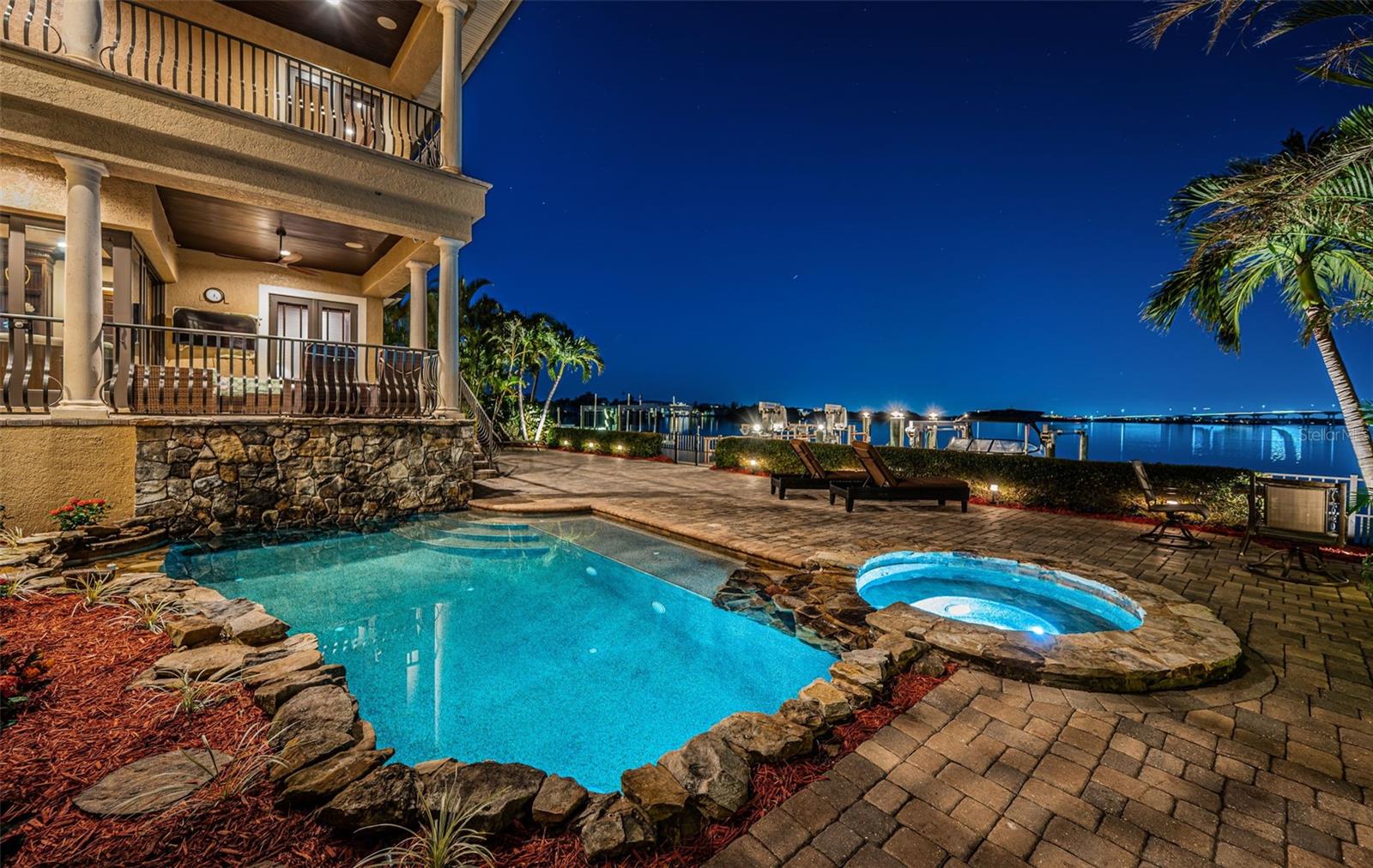 308 HARBOR DR, INDIAN ROCKS BEACH, FL, 33785
