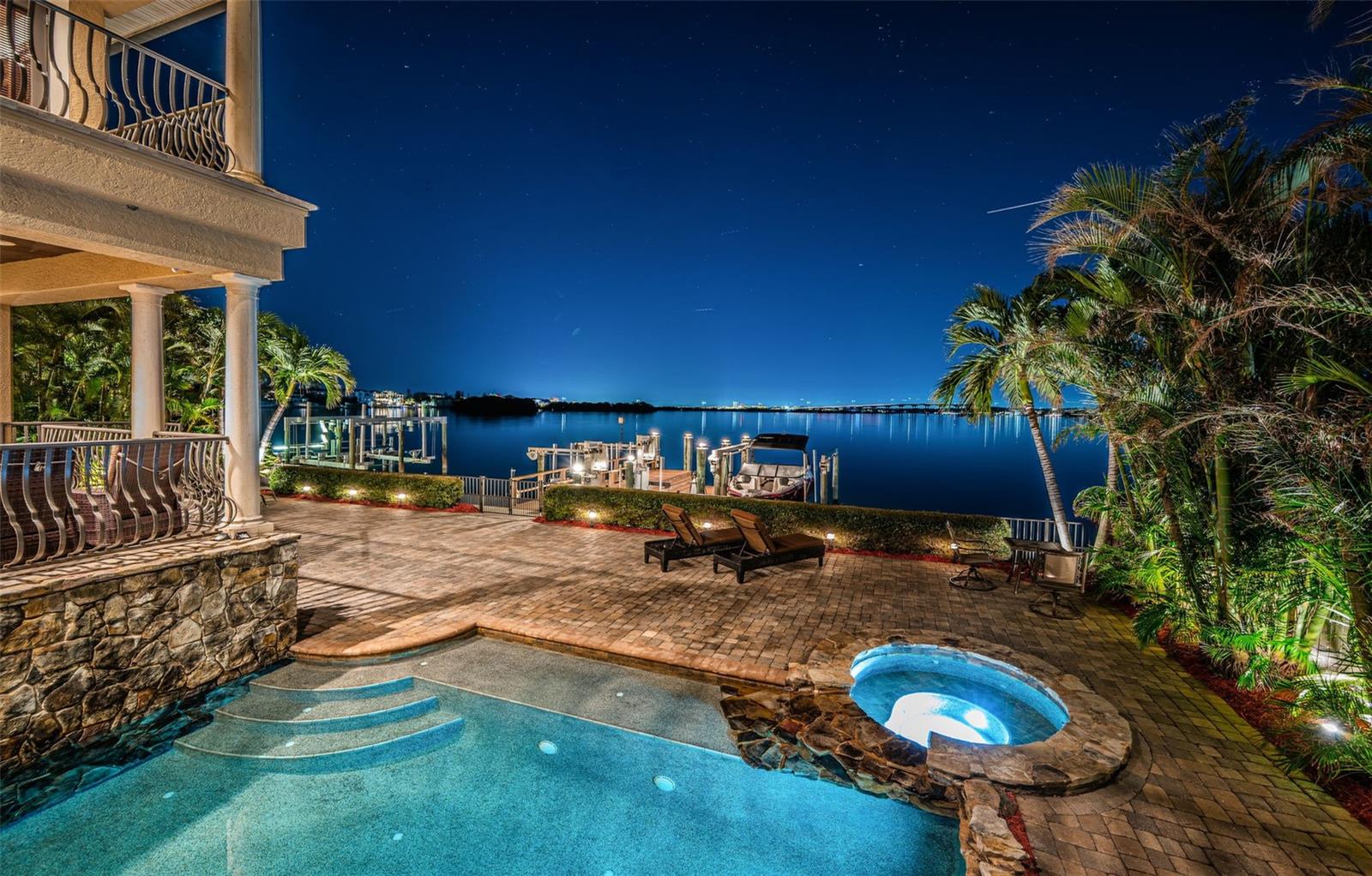 308 HARBOR DR, INDIAN ROCKS BEACH, FL, 33785