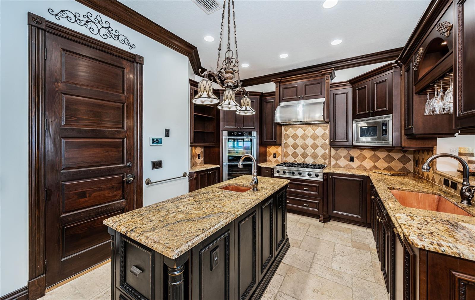308 HARBOR DR, INDIAN ROCKS BEACH, FL, 33785