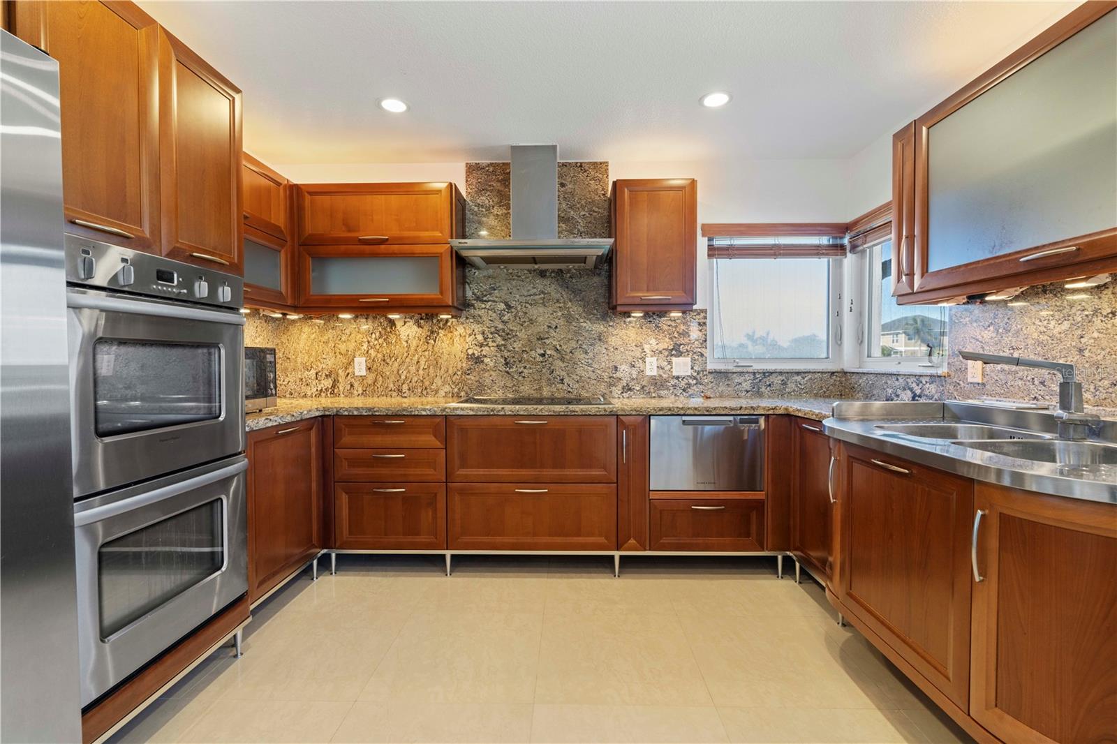 25380 VANTAGE LN, PUNTA GORDA, FL, 33983