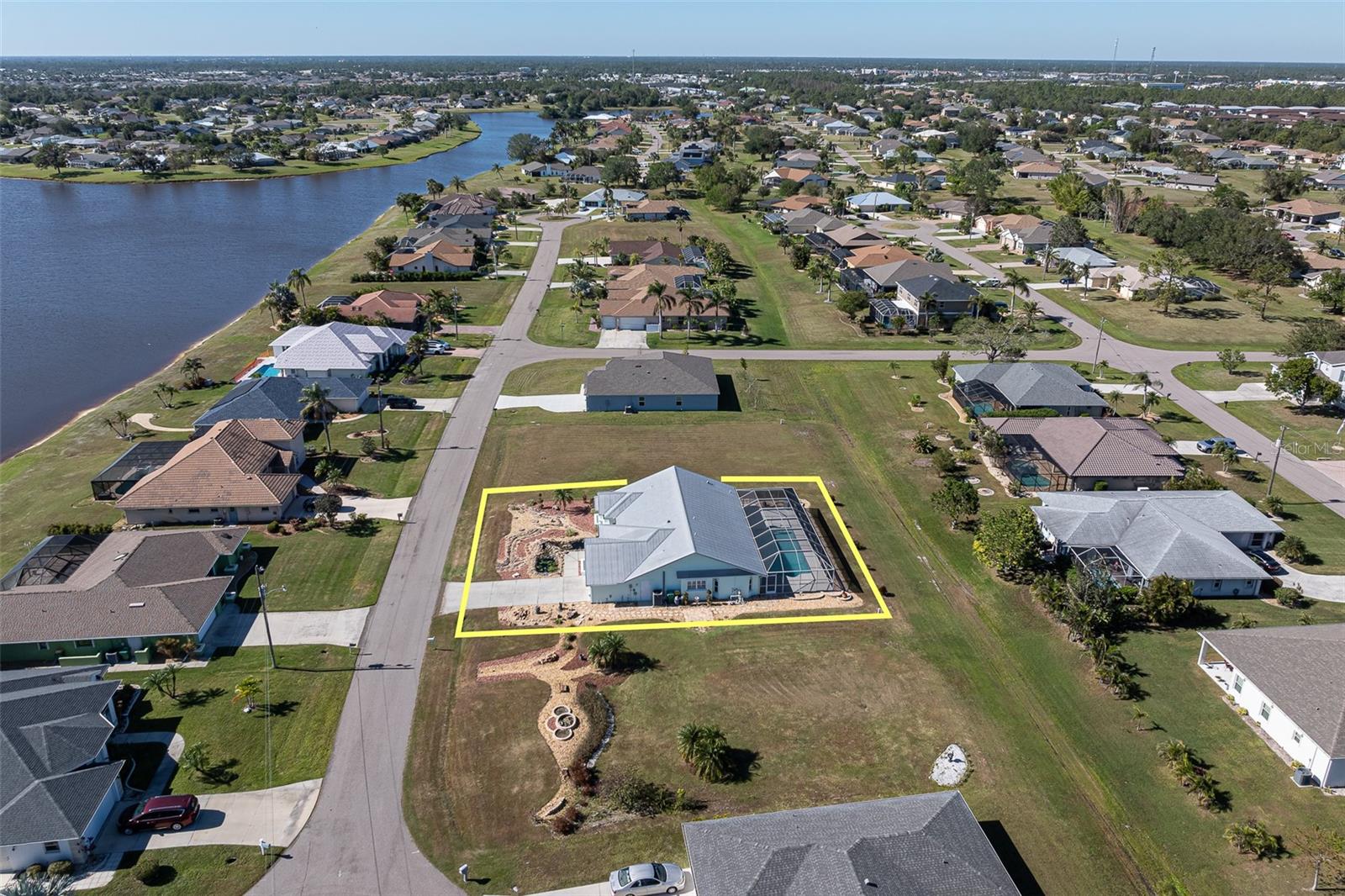 25380 VANTAGE LN, PUNTA GORDA, FL, 33983