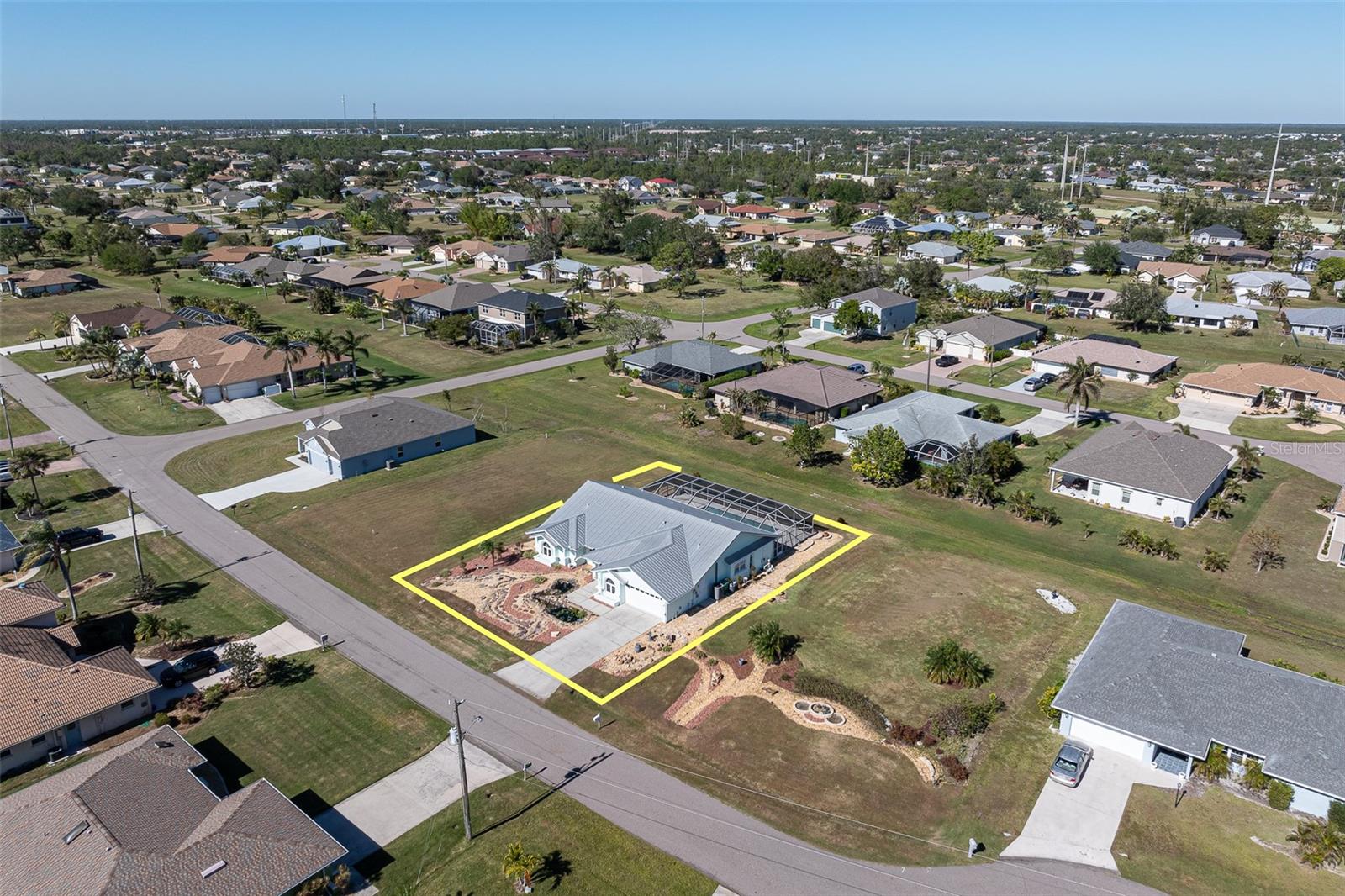 25380 VANTAGE LN, PUNTA GORDA, FL, 33983