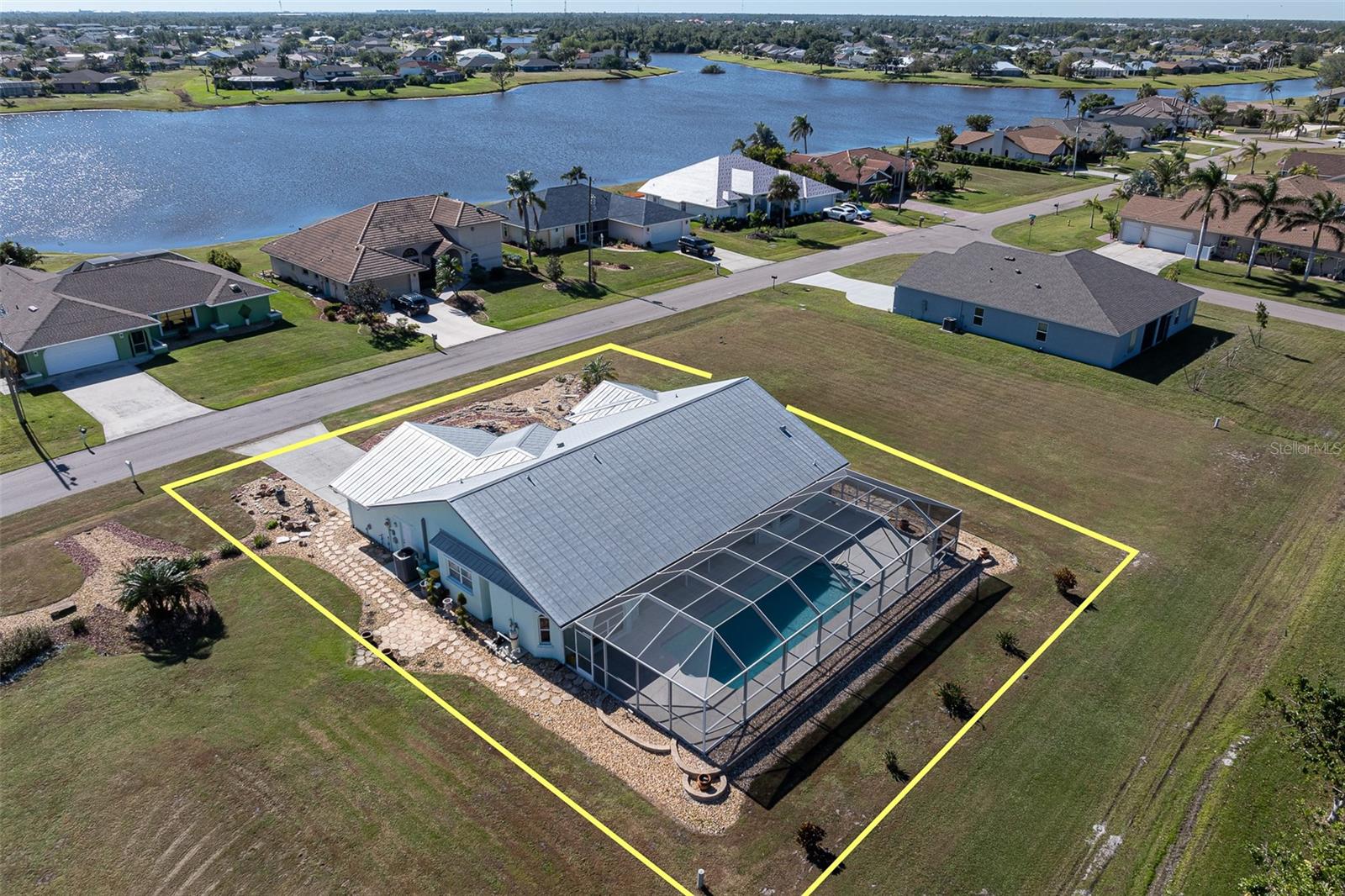 25380 VANTAGE LN, PUNTA GORDA, FL, 33983